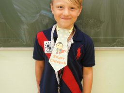 chlopak-na-medal-02