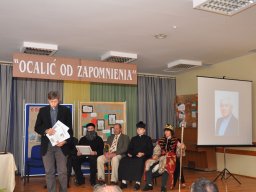 ocalic_od_zapom_28